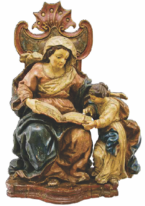 SANT’ANA MESTRA - Madeira esculpida. Policromia e douramento. Presença de olhos de vidro - Século XVIII – Minas Gerais - 75 x 50 x 25 cm